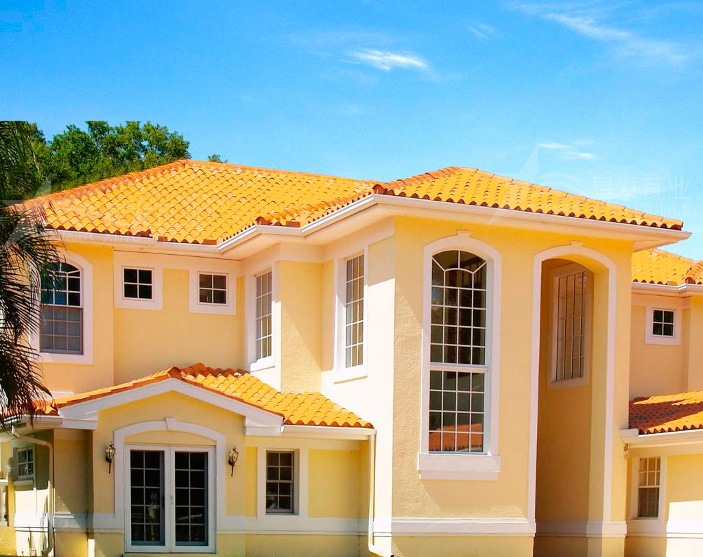 合成樹脂瓦在環(huán)保節(jié)能的時(shí)代，從繁華都市到靜謐鄉(xiāng)村展示建筑美。