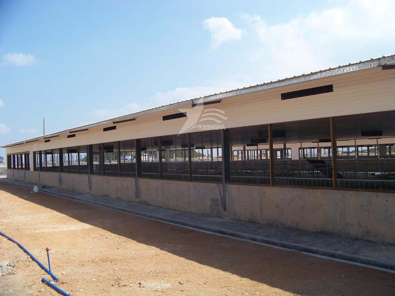 樹(shù)脂瓦：養(yǎng)殖場(chǎng)的避暑勝地，為小動(dòng)物們打造舒適棲息地