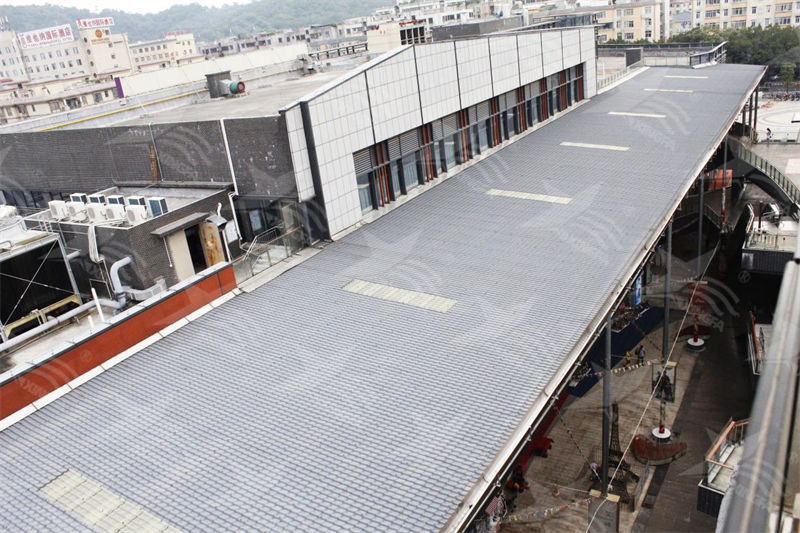 蓋工業(yè)廠房必看！彩鋼瓦vs.樹脂瓦，哪個更耐用？